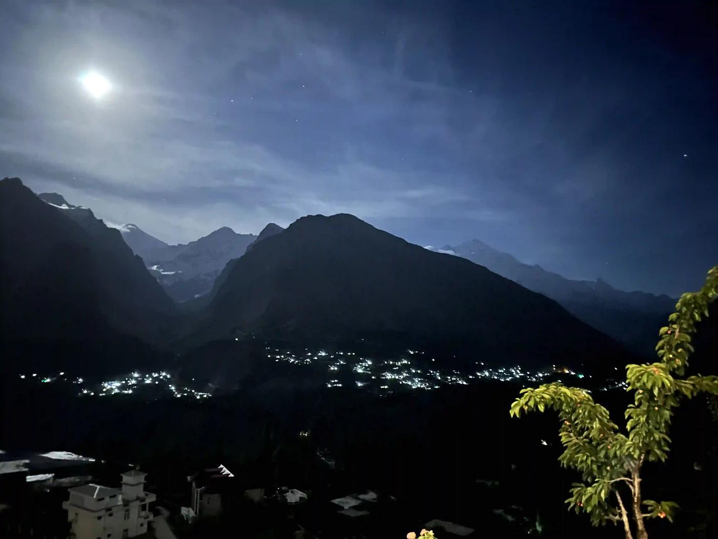Old Hunza Adventures expedition photo 49 — Pakistan Karakoram mountains, treks and culture