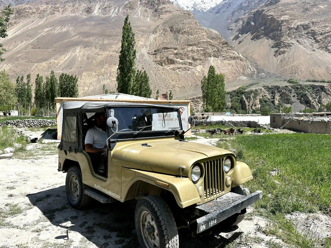 Old Hunza Adventures expedition photo 55 — Pakistan Karakoram mountains, treks and culture