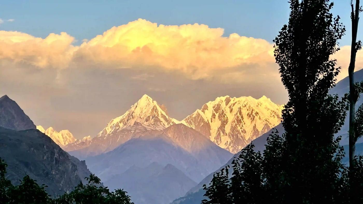 Old Hunza Adventures expedition photo 59 — Pakistan Karakoram mountains, treks and culture