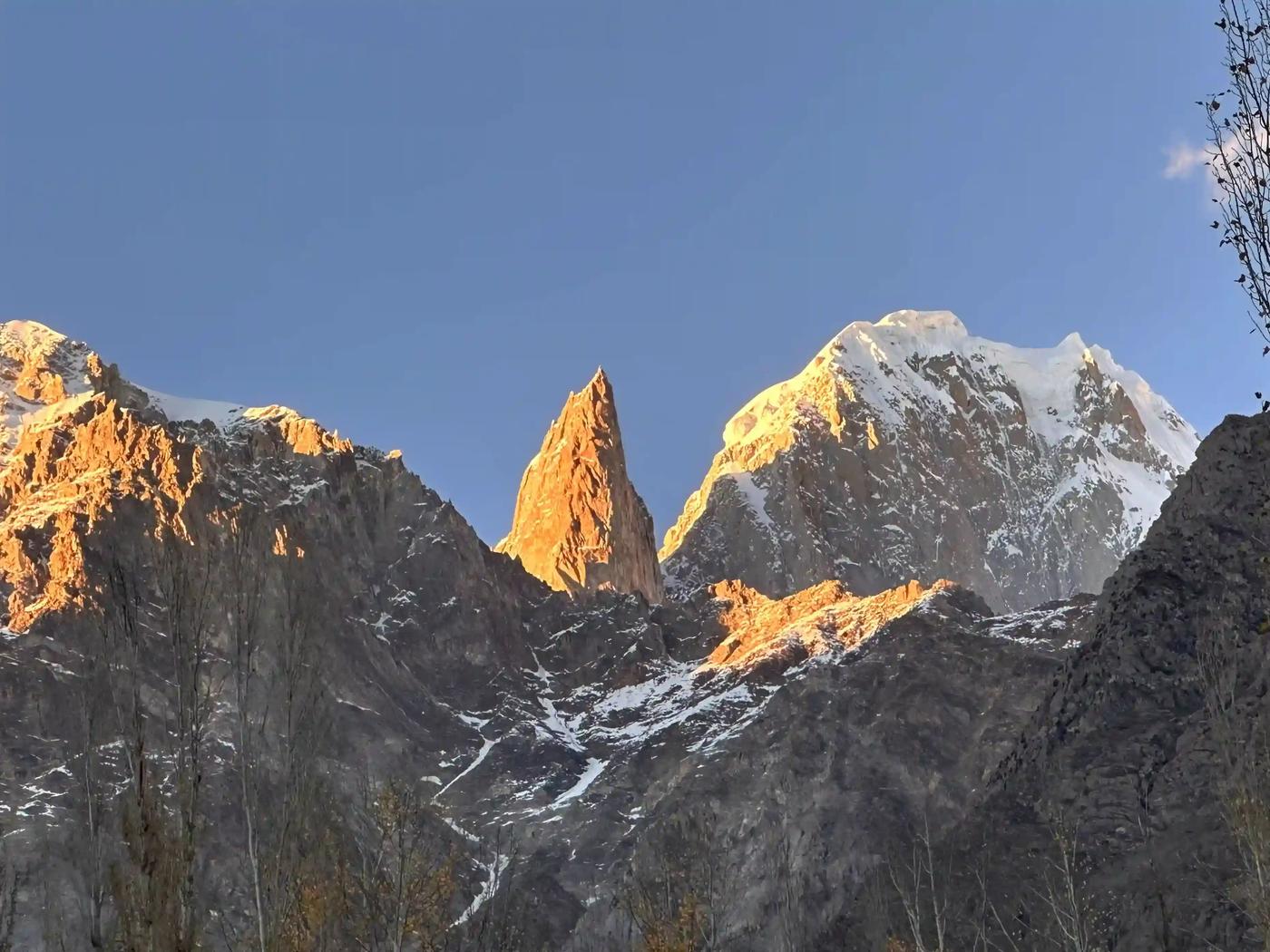 Old Hunza Adventures expedition photo 112 — Pakistan Karakoram mountains, treks and culture